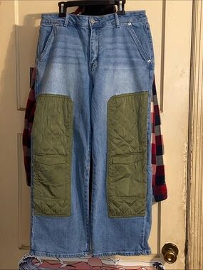 GREEN QUILT POCKET STRAIGHT BLUE JEANS F21 Trendy Streetwear